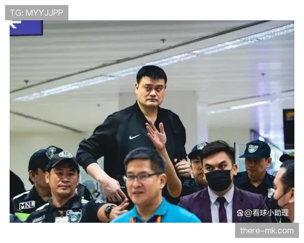 篮球裁判手势全解读：看懂这些信号再去看球